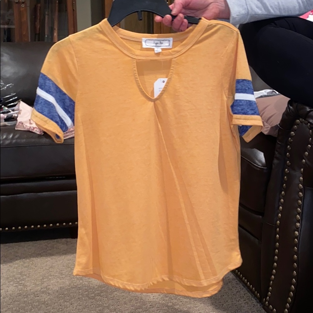 Sporty tshirt